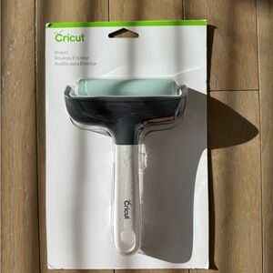 Cricut Brayer, Rubber Roller for Crafts